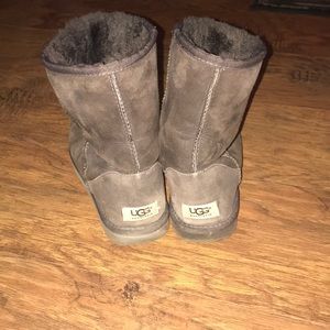 Classic short chocolate UGG boots